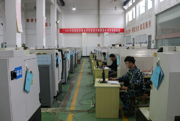 淮海技師學院圓滿完成全市職業(yè)院校技能大賽賽點承辦工作