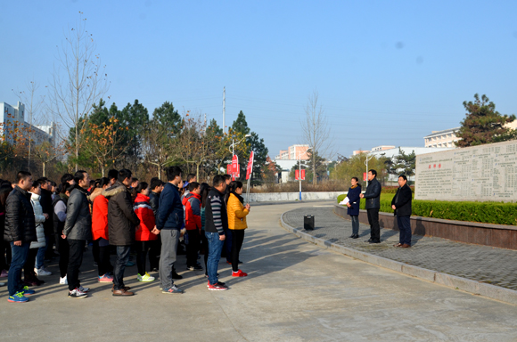 宿遷開(kāi)放大學(xué)舉行首屆開(kāi)放教育學(xué)員“團(tuán)隊(duì)合作 攜手共進(jìn)”主題活動(dòng)
