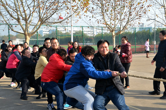 宿遷開(kāi)放大學(xué)舉行首屆開(kāi)放教育學(xué)員“團(tuán)隊(duì)合作 攜手共進(jìn)”主題活動(dòng)