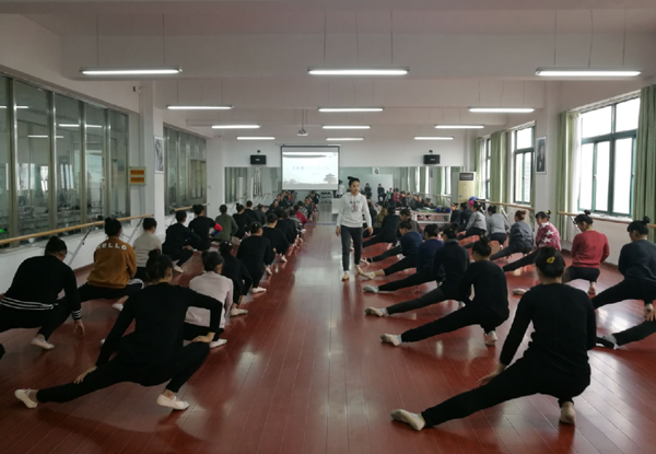 淮海技師學(xué)院2016-2017學(xué)年第一學(xué)期院級(jí)示范課活動(dòng)圓滿(mǎn)結(jié)束