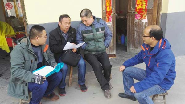 淮海技師學(xué)院組織干部職工參與全市“三進(jìn)三幫”第五次統(tǒng)一活動(dòng)