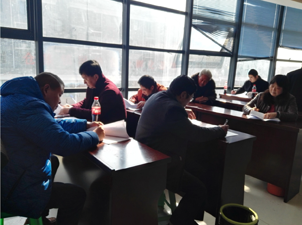 淮海技師學(xué)院組織干部職工參與全市“三進(jìn)三幫”第五次統(tǒng)一活動(dòng)