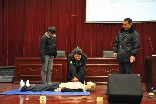泗陽縣人民醫(yī)院120院前急救培訓(xùn)走進(jìn)泗陽中專