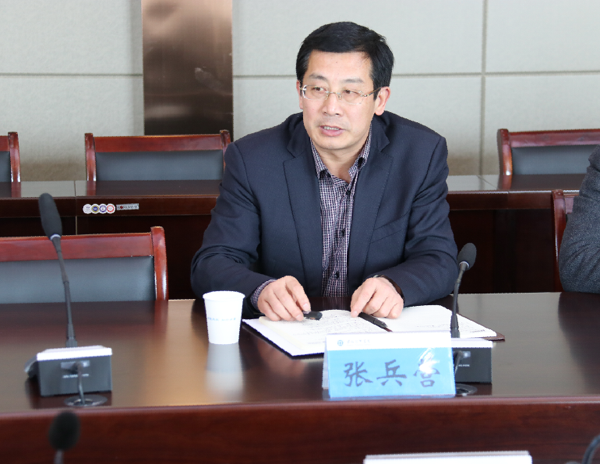 江蘇財(cái)經(jīng)職業(yè)技術(shù)學(xué)院副校長(zhǎng)戴光順一行到淮海技師學(xué)院考察交流