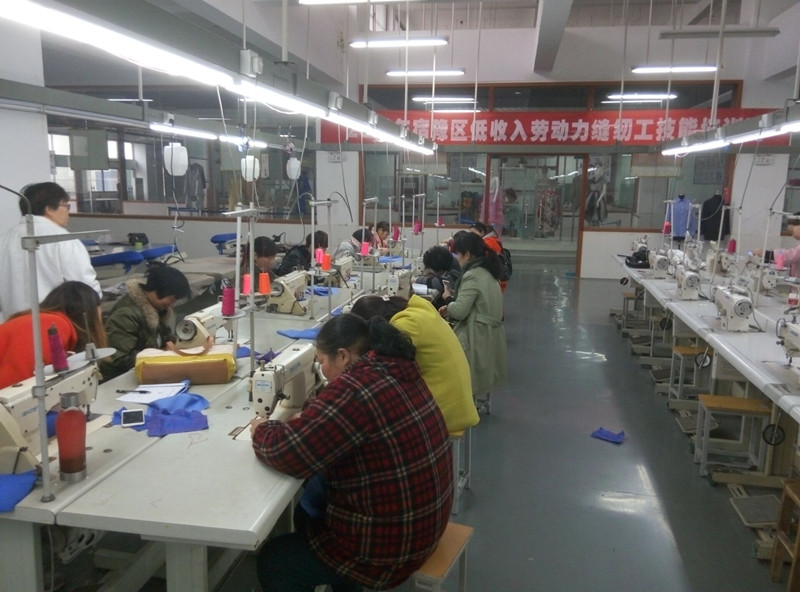 “技能培訓學本領，三進三幫促就業(yè)”
