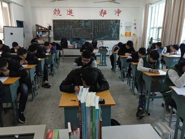 淮海技師學(xué)院組織中德國際班學(xué)生進(jìn)行歌德證書A1模擬測試