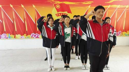 泗陽中專舉行新團(tuán)員入團(tuán)宣誓儀式