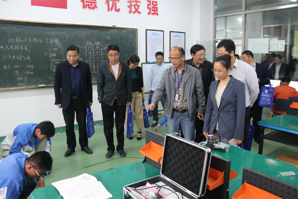 全市職教觀摩團到淮海技師學院觀摩