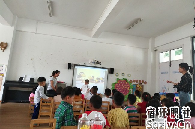宿遷技師學(xué)院幼師專業(yè)學(xué)生到城區(qū)幼兒園開展見習(xí)活動(dòng)