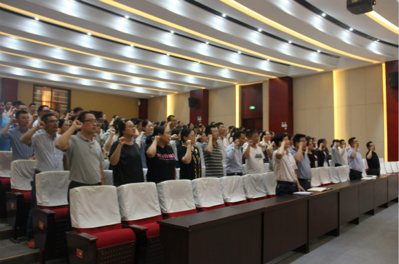宿城中專召開“強(qiáng)師德 促學(xué)風(fēng) 轉(zhuǎn)作風(fēng)”動(dòng)員大會(huì)