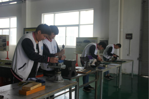 宿城區(qū)職業(yè)學(xué)校學(xué)生技能大賽在宿城中專開賽