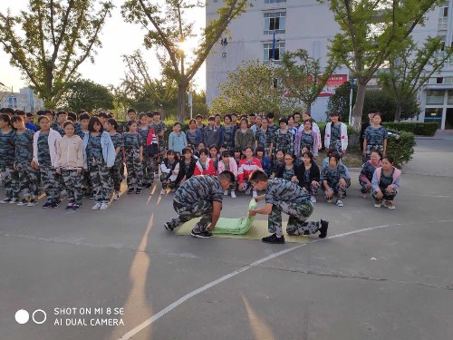 泗陽中專組織2018級新生軍訓(xùn)