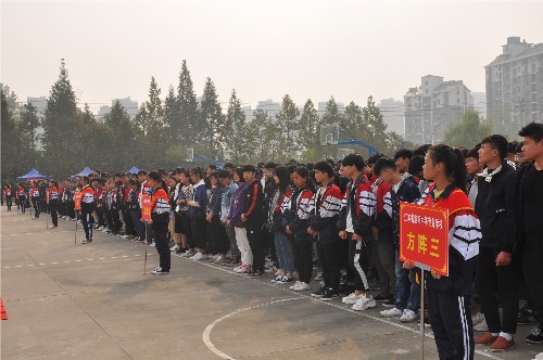 泗陽縣2018年秋季校園招聘會在泗陽中專舉行