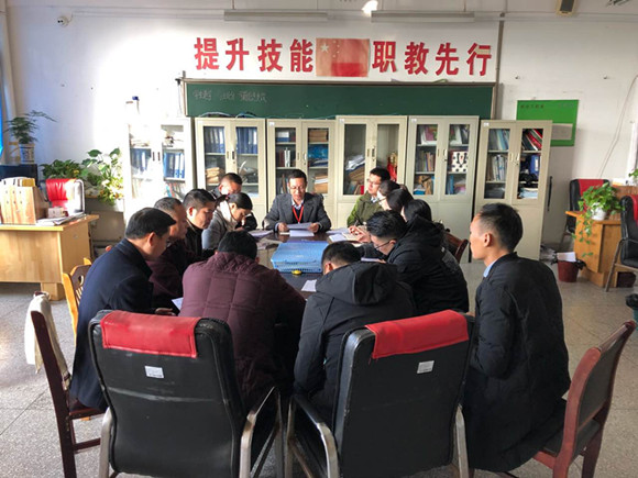 宿遷經(jīng)貿(mào)高職機(jī)電系召開嚴(yán)明工作紀(jì)律加強(qiáng)作風(fēng)建設(shè)專題會(huì)議
