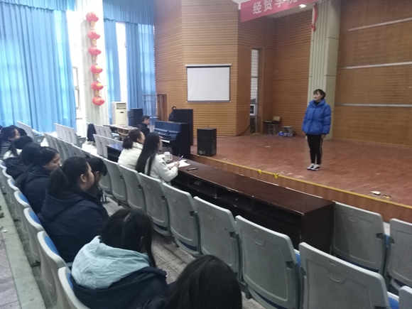 宿遷經(jīng)貿(mào)高職幼師專業(yè)舉行期中專業(yè)技能考核
