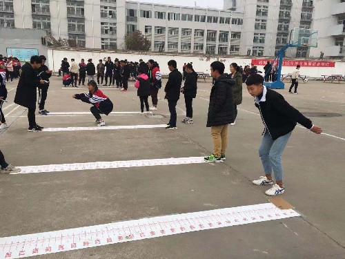 泗陽(yáng)中專有序完成學(xué)生體測(cè)工作