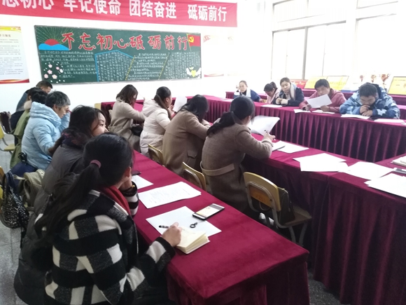 宿遷經(jīng)貿(mào)高職社服系組織全系教師積極學(xué)習(xí)《新時代高校教師職業(yè)行為十項準(zhǔn)則》