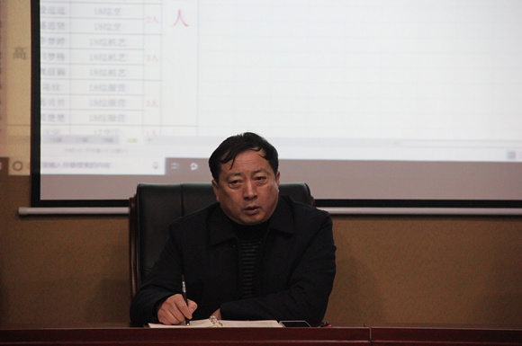 宿城中專召開學(xué)期班主任工作總結(jié)會(huì)