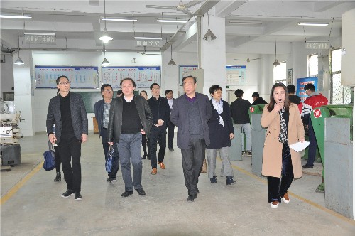 省人力資源和社會保障廳就業(yè)培訓處到泗陽中專調研