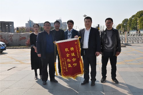 泗陽中專組織70名學(xué)生到艾美琳頂崗實(shí)習(xí)