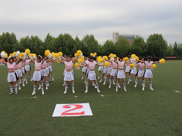 花樣年華 激情四射——宿遷經(jīng)貿(mào)高職2019年啦啦操大賽圓滿結(jié)束