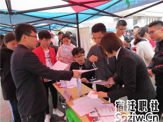 學(xué)院成功舉辦2019年春季校園大型招聘會