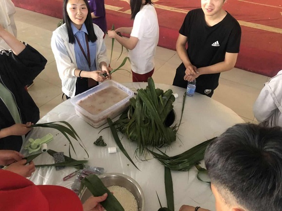 宿遷經(jīng)貿(mào)高職弘揚(yáng)傳統(tǒng)文化，過一個有意義的端午節(jié)