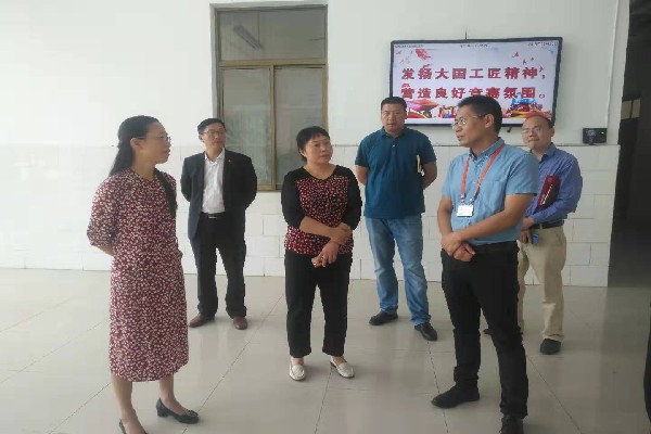 沭陽職教接受“三規(guī)范” 檢查