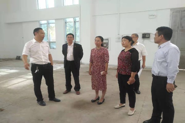 沭陽職教接受“三規(guī)范” 檢查