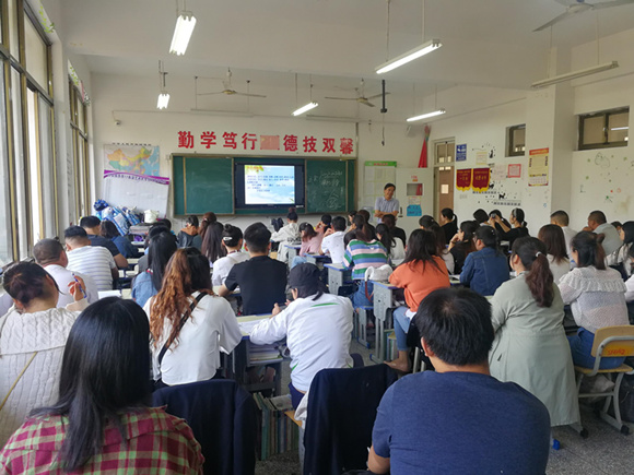 宿遷經(jīng)貿(mào)高職組織成人高考考前輔導
