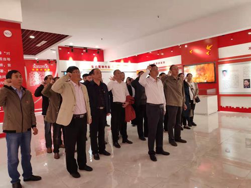 泗陽(yáng)中專(zhuān)組織黨員開(kāi)展政治體檢