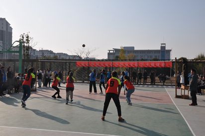 全市中等職業(yè)學校學生籃、排球賽在泗陽中專舉行