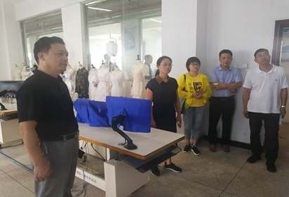 市教育局到泗陽中專檢查生產(chǎn)性實訓基地等項目建設情況