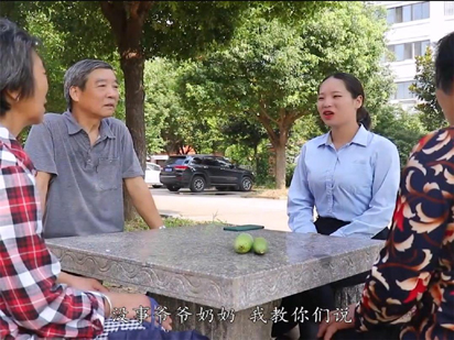 走進社區(qū)走進直播間推廣普通話——宿遷經貿高職開展“推普周”系列活動