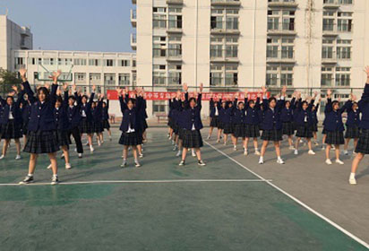 泗陽中專分系部舉行“你笑起來真好看”跳操比賽
