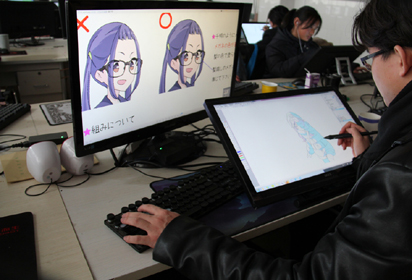 2020職教活動(dòng)周辦學(xué)成果展：宿遷經(jīng)貿(mào)高職的神仙專業(yè)課——?jiǎng)勇? onmousewheel=