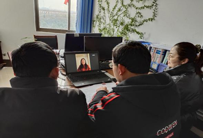 宿遷經(jīng)貿(mào)高職舉行2018級(jí)南京師范大學(xué)成人本科論文線上答辯