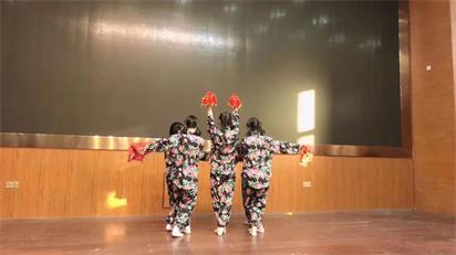 激揚(yáng)青春   技能筑夢(mèng)