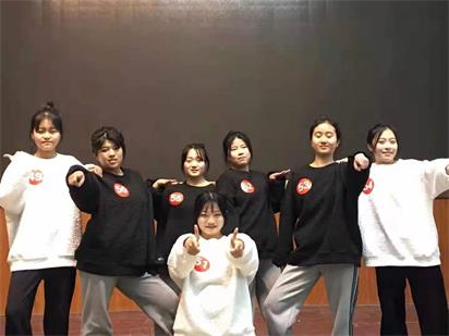 激揚(yáng)青春   技能筑夢(mèng)