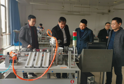 哈工大博導(dǎo)馬家辰蒞臨宿遷經(jīng)貿(mào)高職把脈機(jī)電專(zhuān)業(yè)建設(shè)