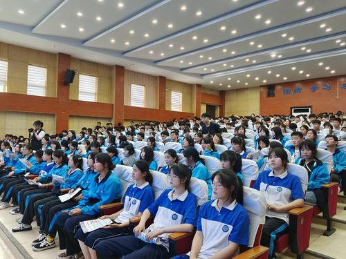 學習百年黨史  賡續(xù)紅色基因  沭陽中專為青年學生開展黨史學習教育專題宣講
