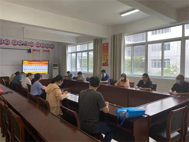 泗陽(yáng)中專精心組織開展8月份“主題黨日”活動(dòng)