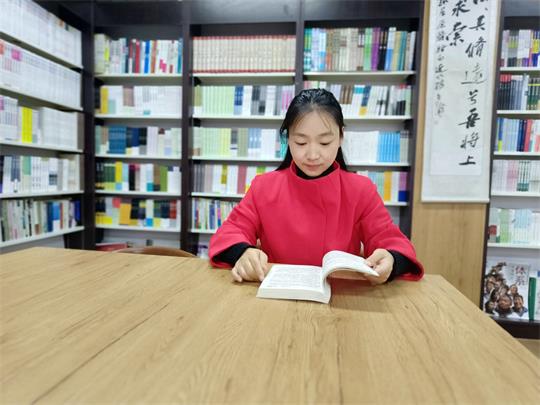 踐行全民閱讀   共建書香校園