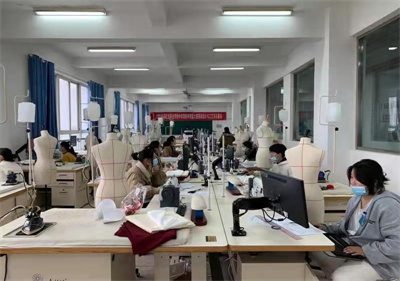 泗陽中專舉辦2021年宿遷市職業(yè)教育技能大賽 網(wǎng)絡(luò)布線和服裝設(shè)計(jì)與工藝項(xiàng)目競賽