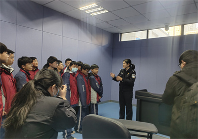泗陽(yáng)中專：手拉手反詐騙  共建無(wú)詐校園