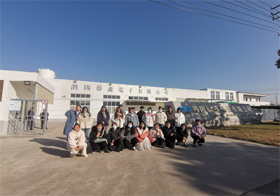 積極搭建校企平臺，務(wù)實提升學(xué)生能力