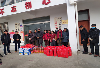 泗陽中專到共建村開展新春慰問