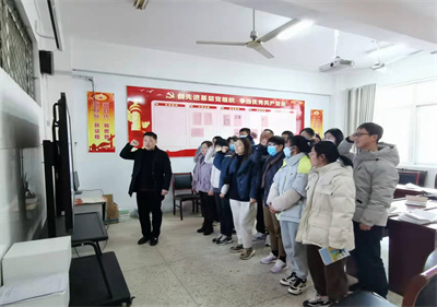 泗陽(yáng)中專(zhuān)舉行教師遵守職業(yè)道德行為宣誓活動(dòng)