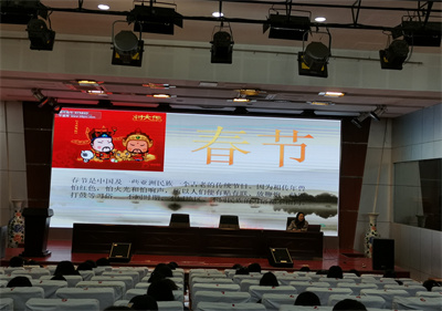 傳統(tǒng)文化進(jìn)校園，弘揚(yáng)傳承我先行