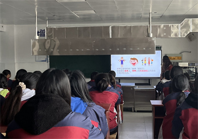 身心健康，快樂成長——泗陽中專食品工程系開展思政大講堂講座